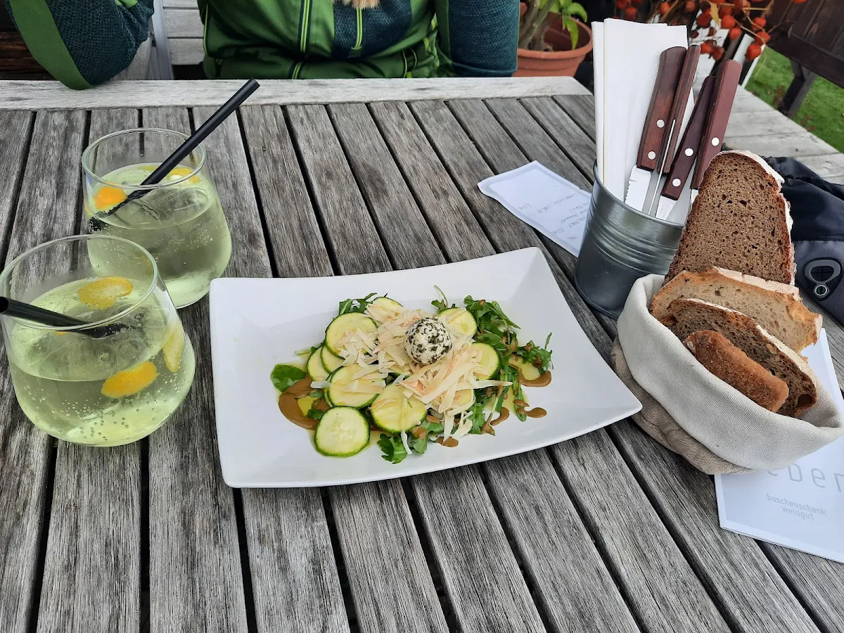 Zucchini Cappuccino Mit Hanfbällchen
