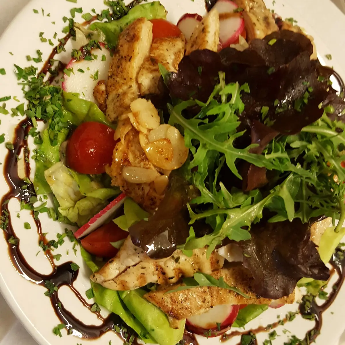 Blattsalat Mit Hühnerbruststreifen