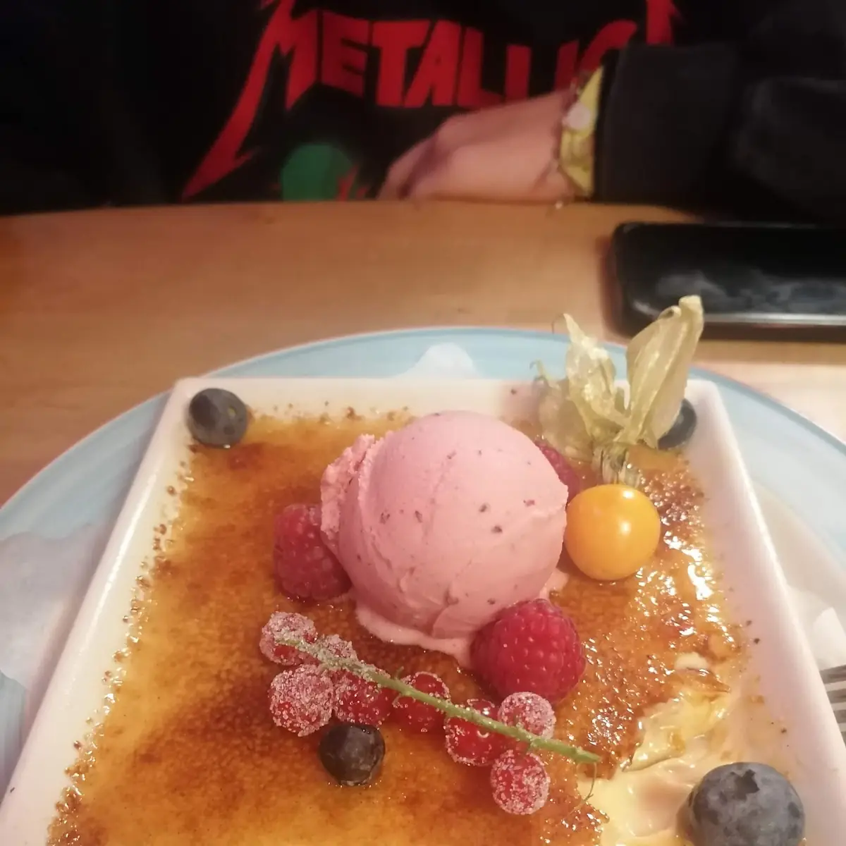 Creambrule Con Gelato Ai Lamponi
