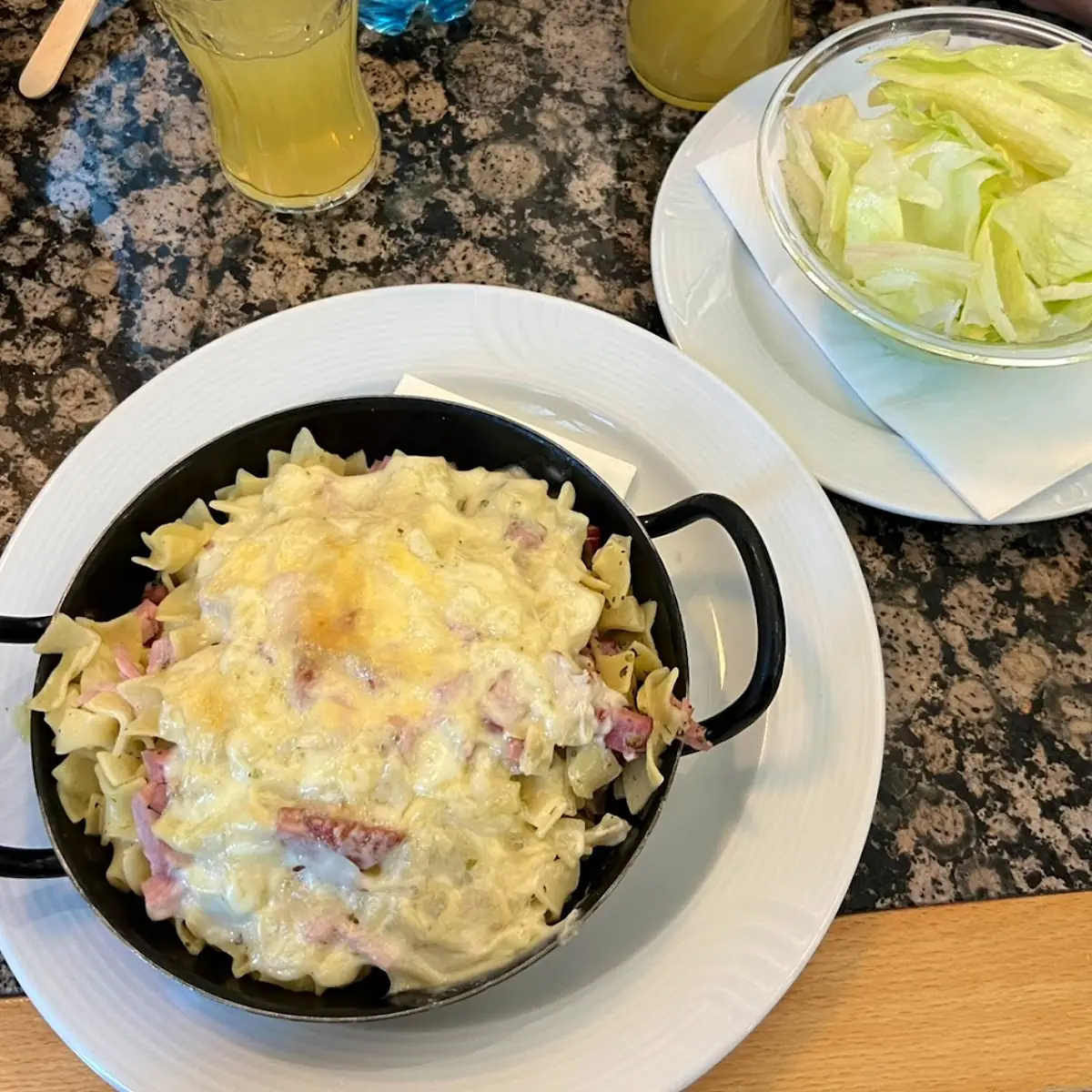 Schinkenfleckerl