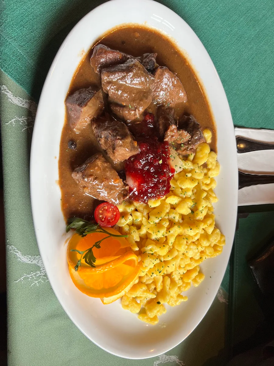 Wildgulasch Mit Spätzle
