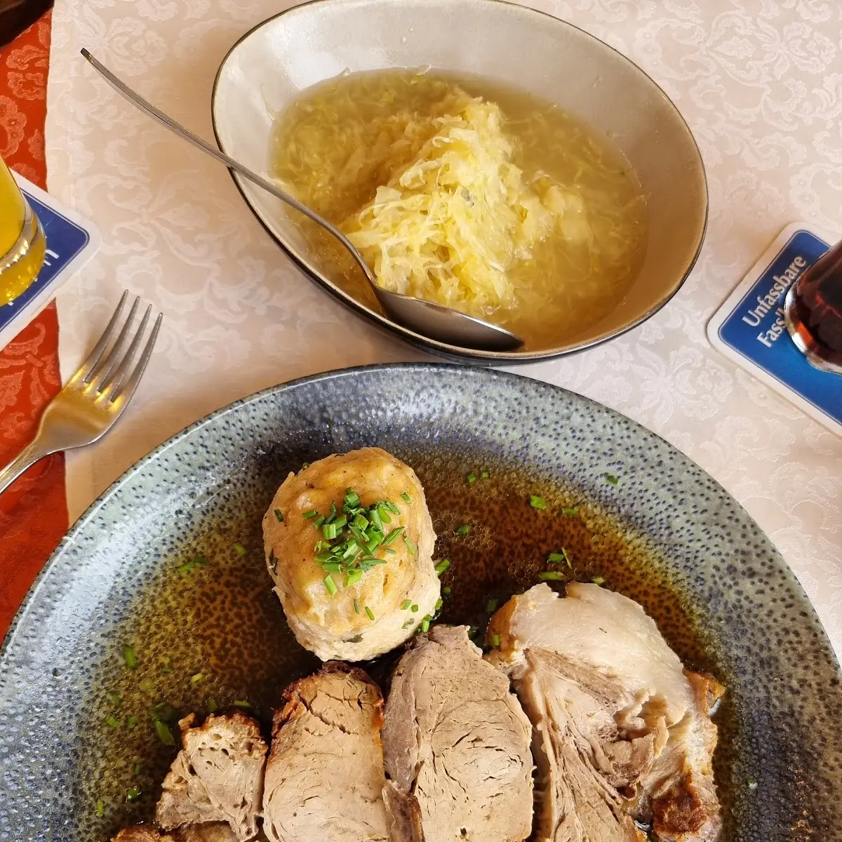 Schweinsbraten Mit Semmelknödel