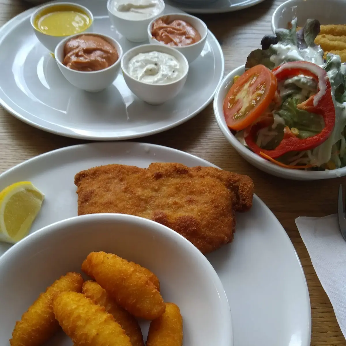 Schnitzel Mit Kroketten, Schnitzel-Bär Hohenems