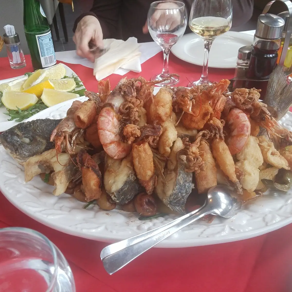 Frittierte Fischplatte
