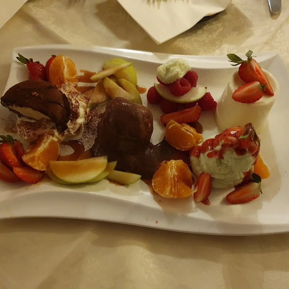 Gemischter Dessert Teller