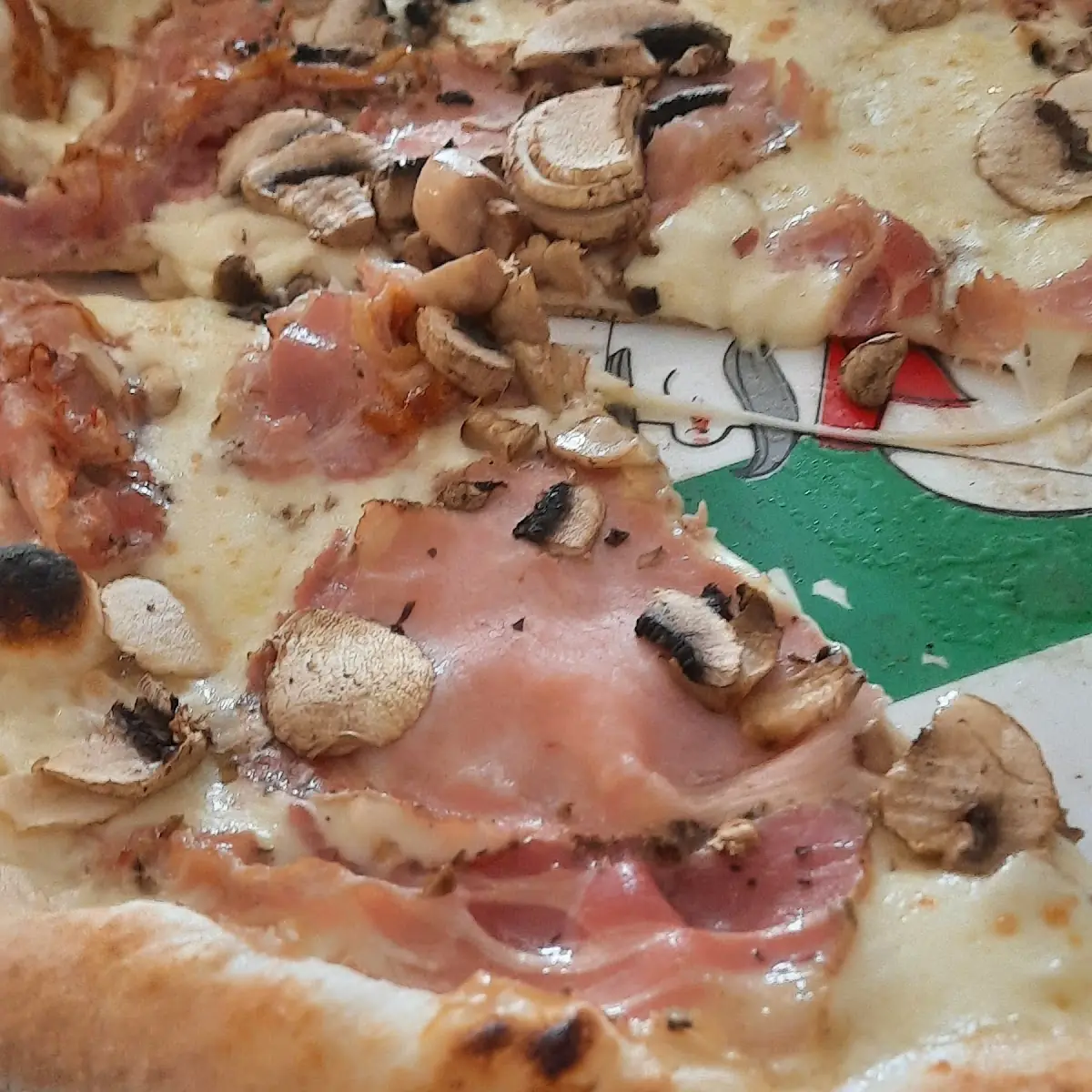 Spanferkelpizza