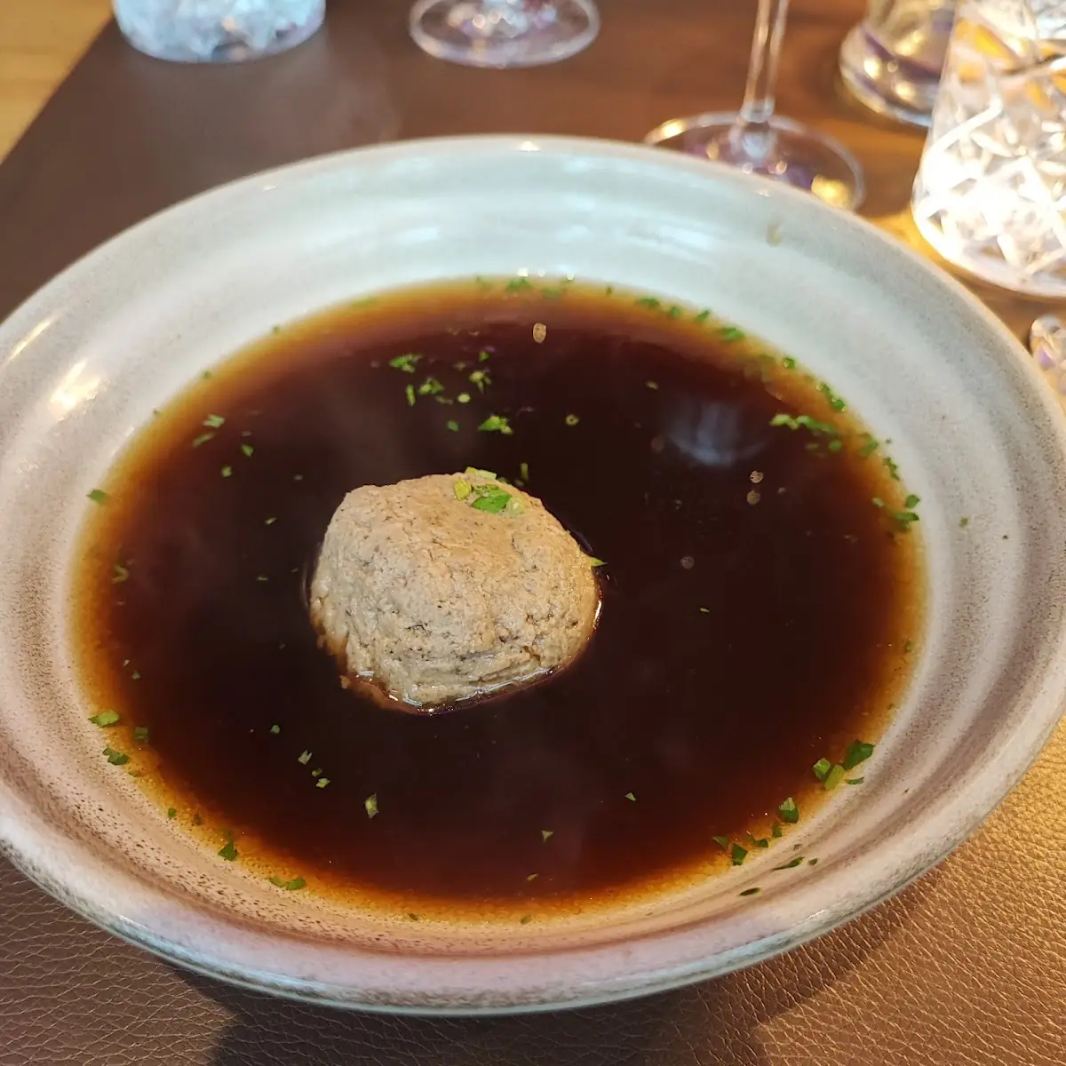 Leberknödelsuppe