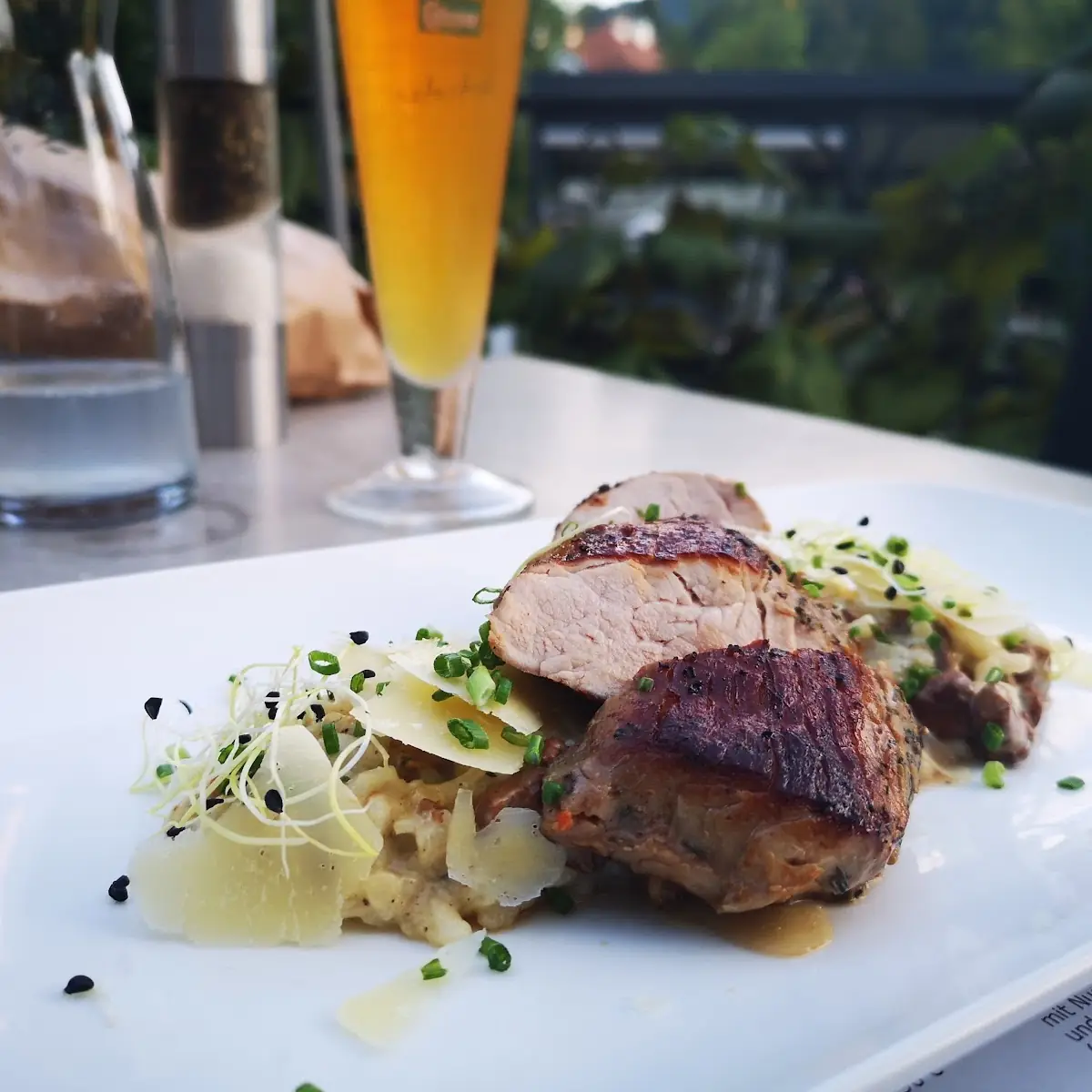 Schweinefilet Auf Steinpilzrisotto
