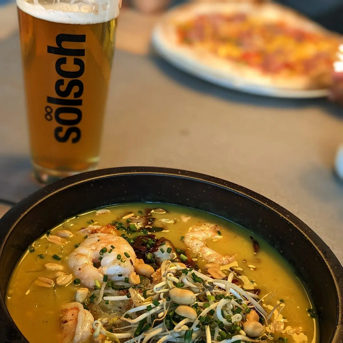 Asia Bowl Mit Garnelen