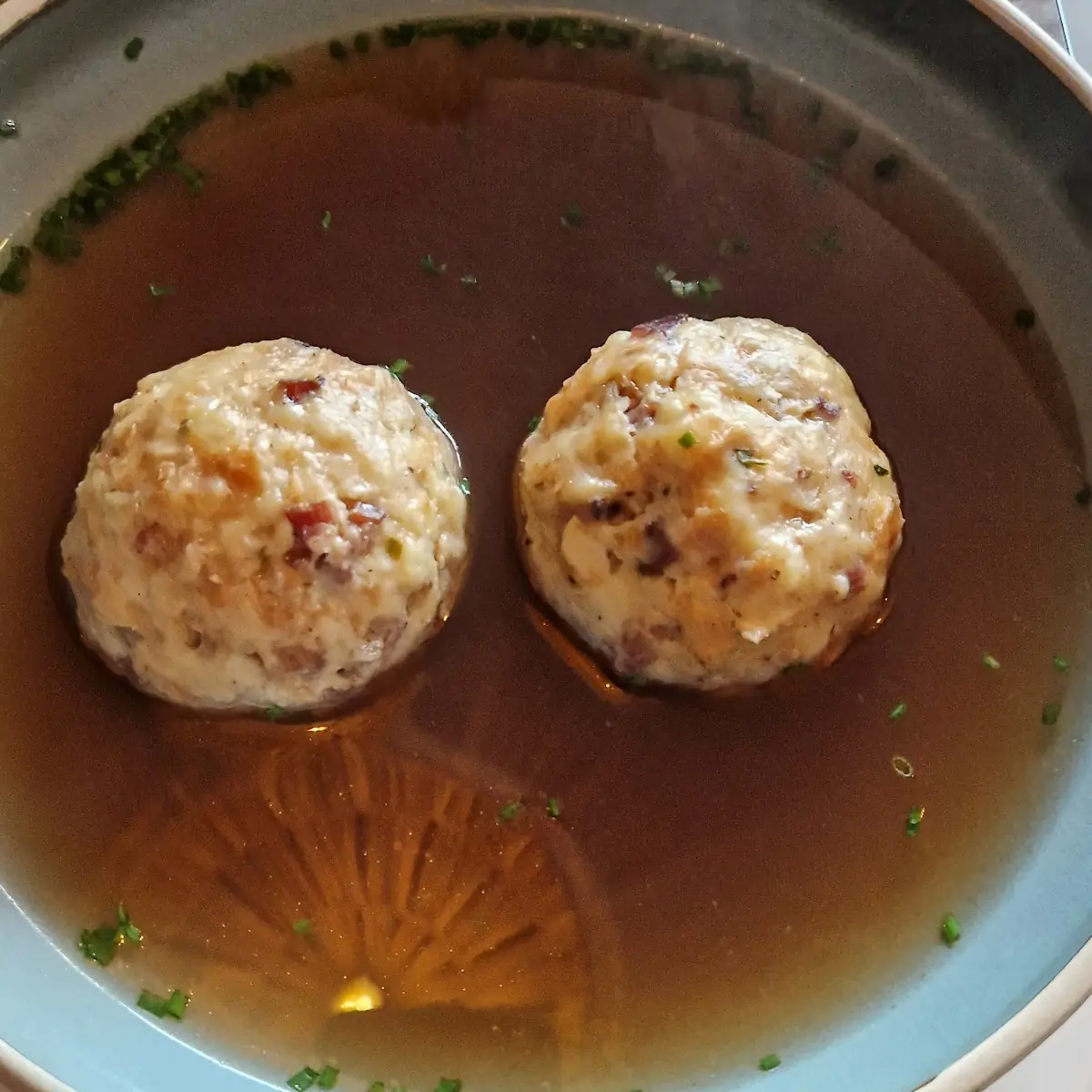 Speckknödelsuppe