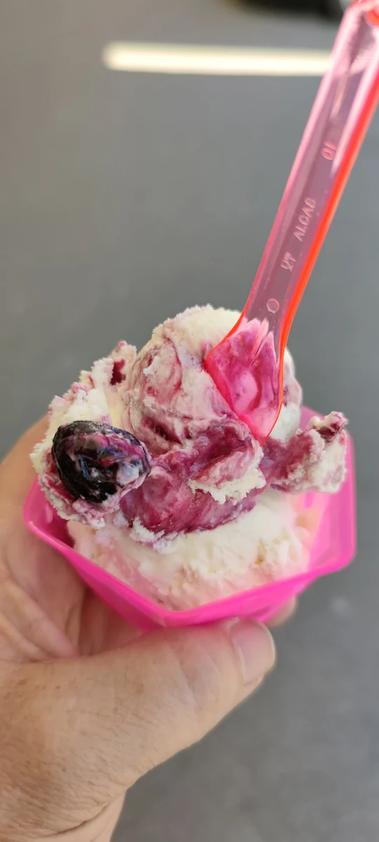Amarena Becher