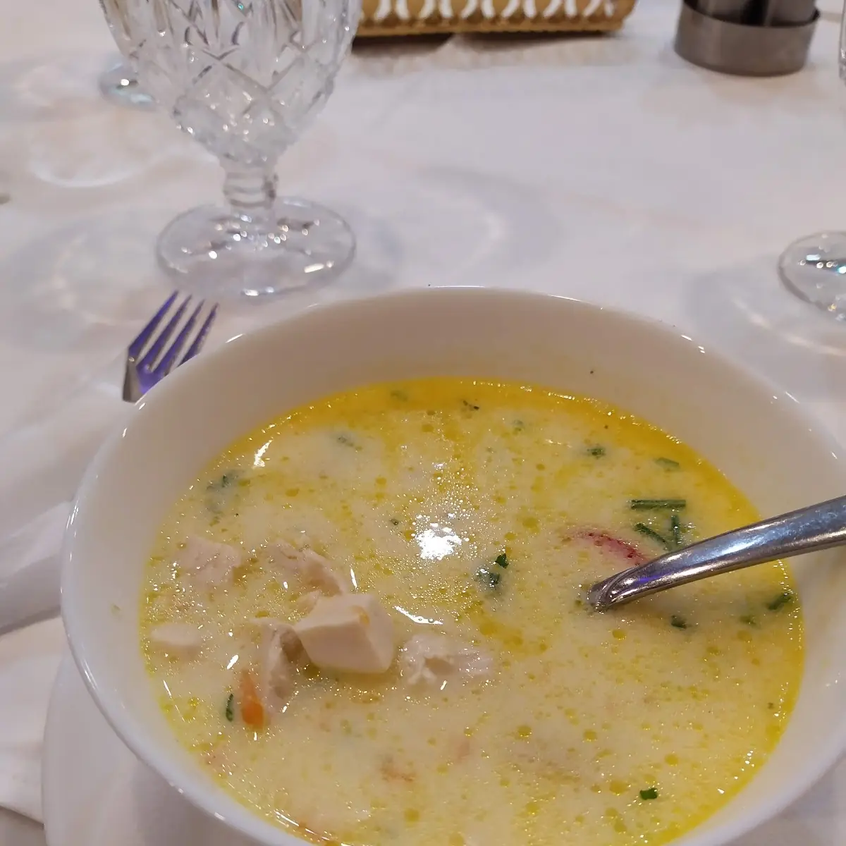 Hühnersuppe Griechisch