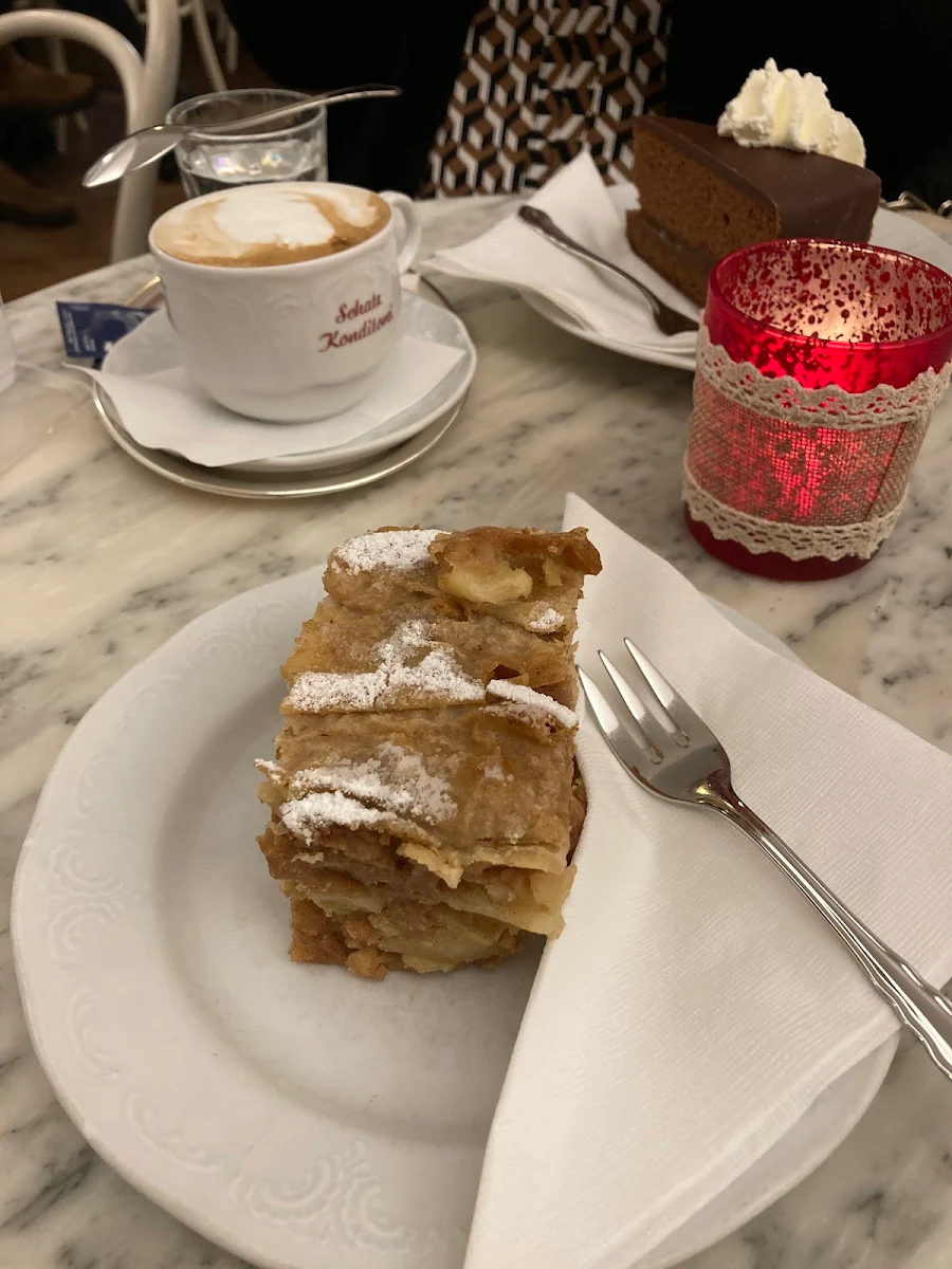 Apfelstrudel