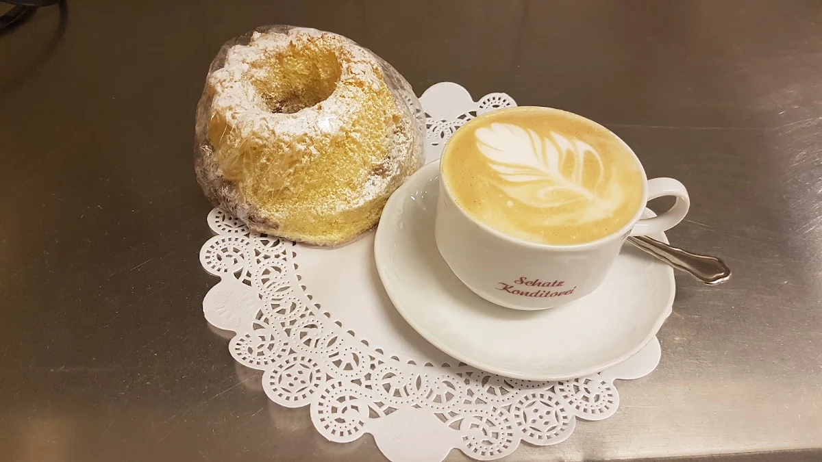 Cappuccino U Guglhupf