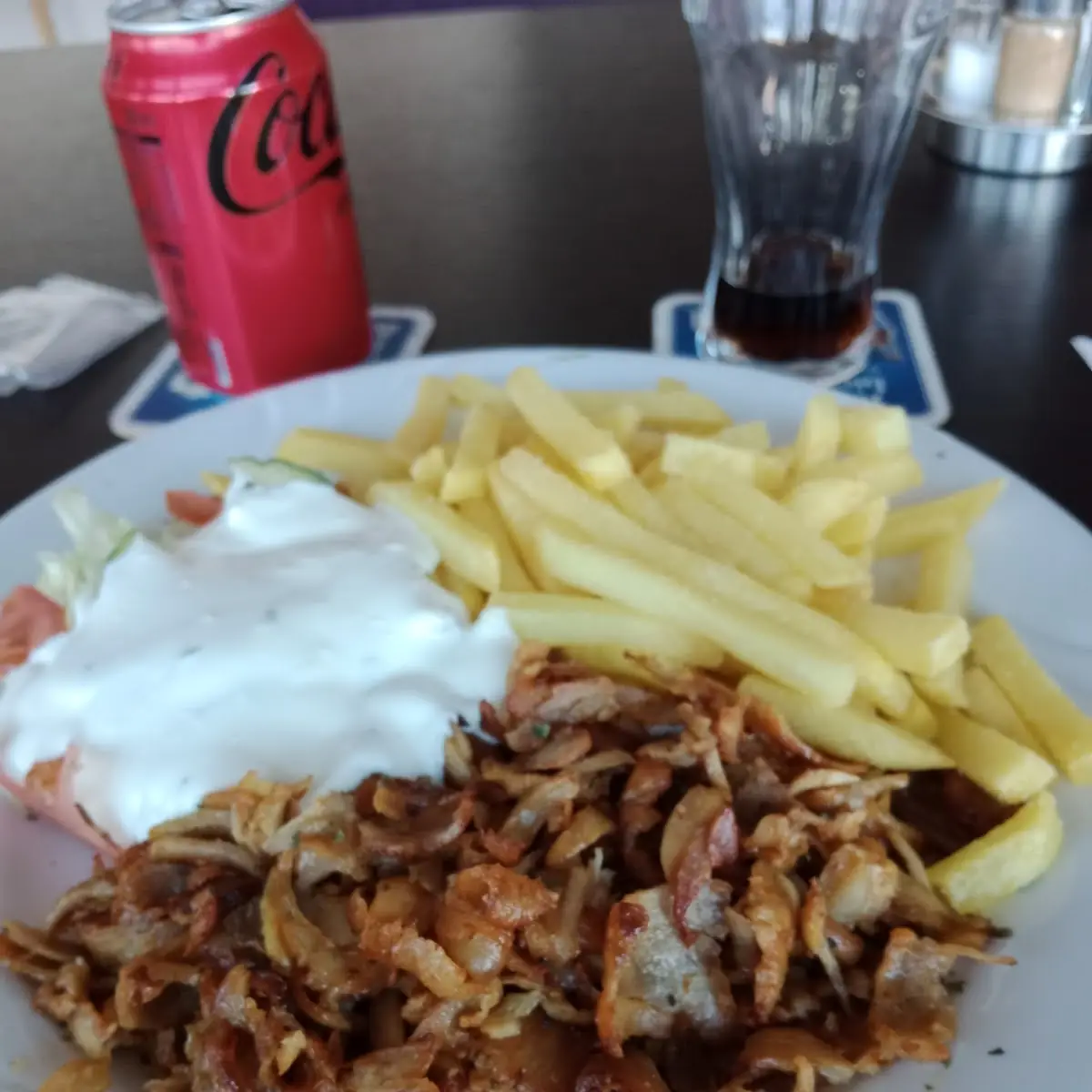 Kebab Teller Mit Pommes