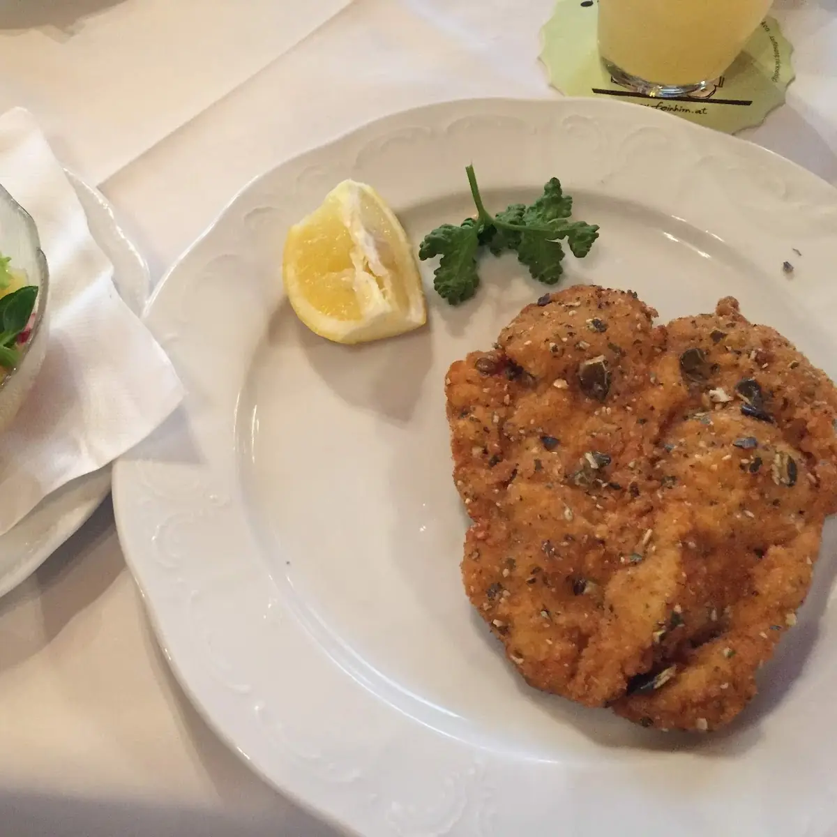 Wiener Schnitzel Vom Kalb Mit Erdäpfel Vogerl-salat