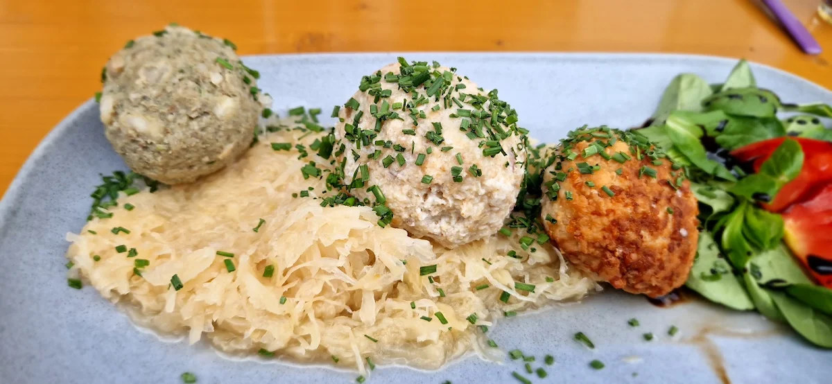 Käseknödel Mit Sauerkraut