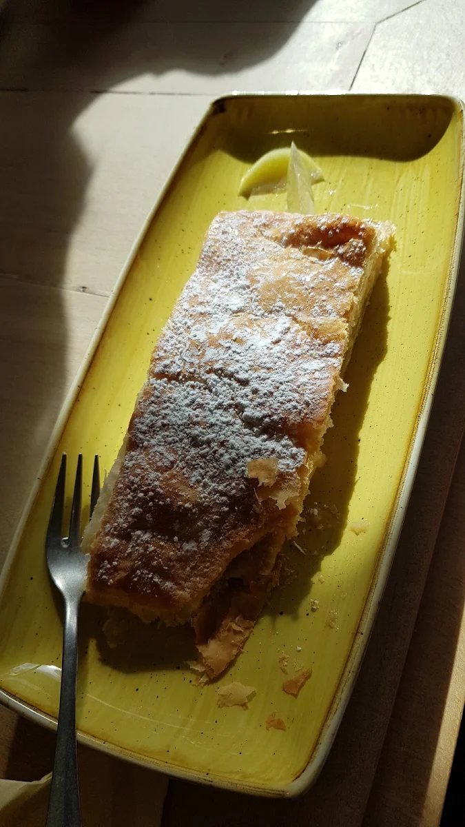 Apfelstrudel
