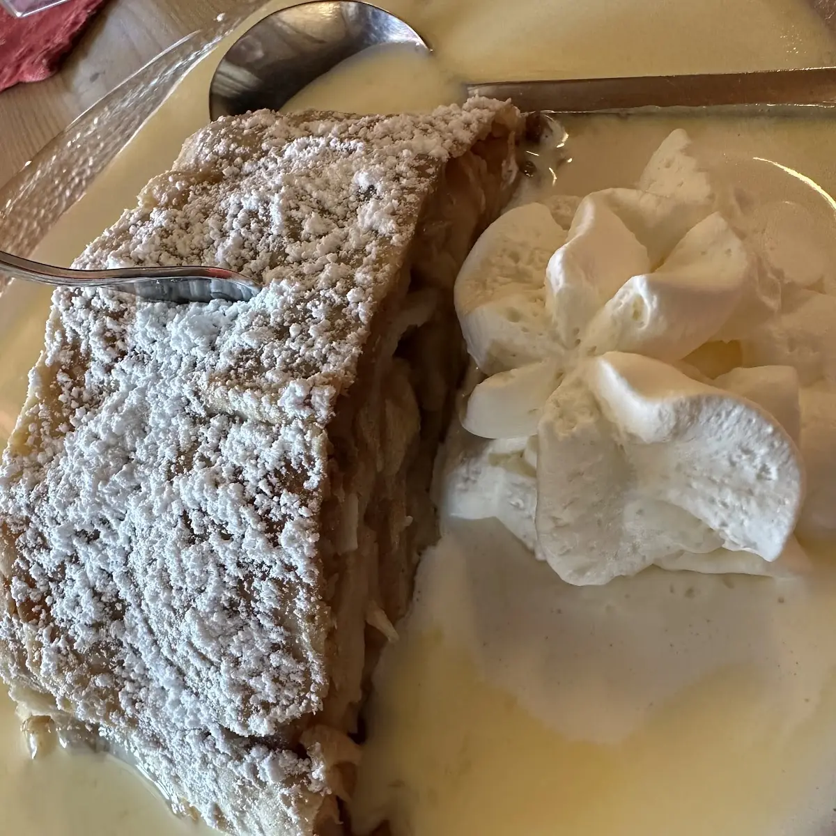 Apfelstrudel
