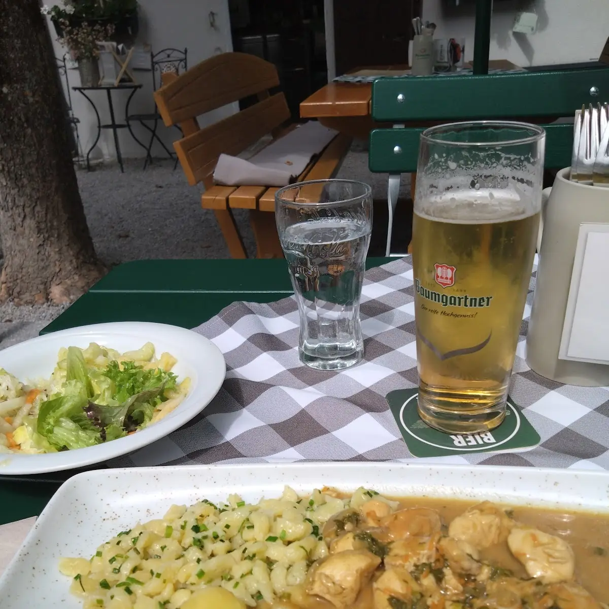 Maishuhnbrust Geschnetzelt Mit Salat