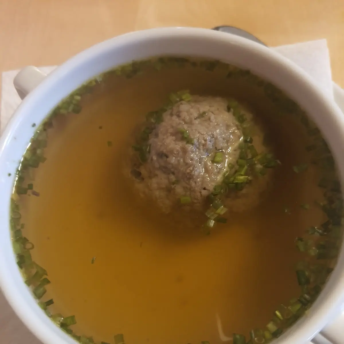Leberknödelsuppe