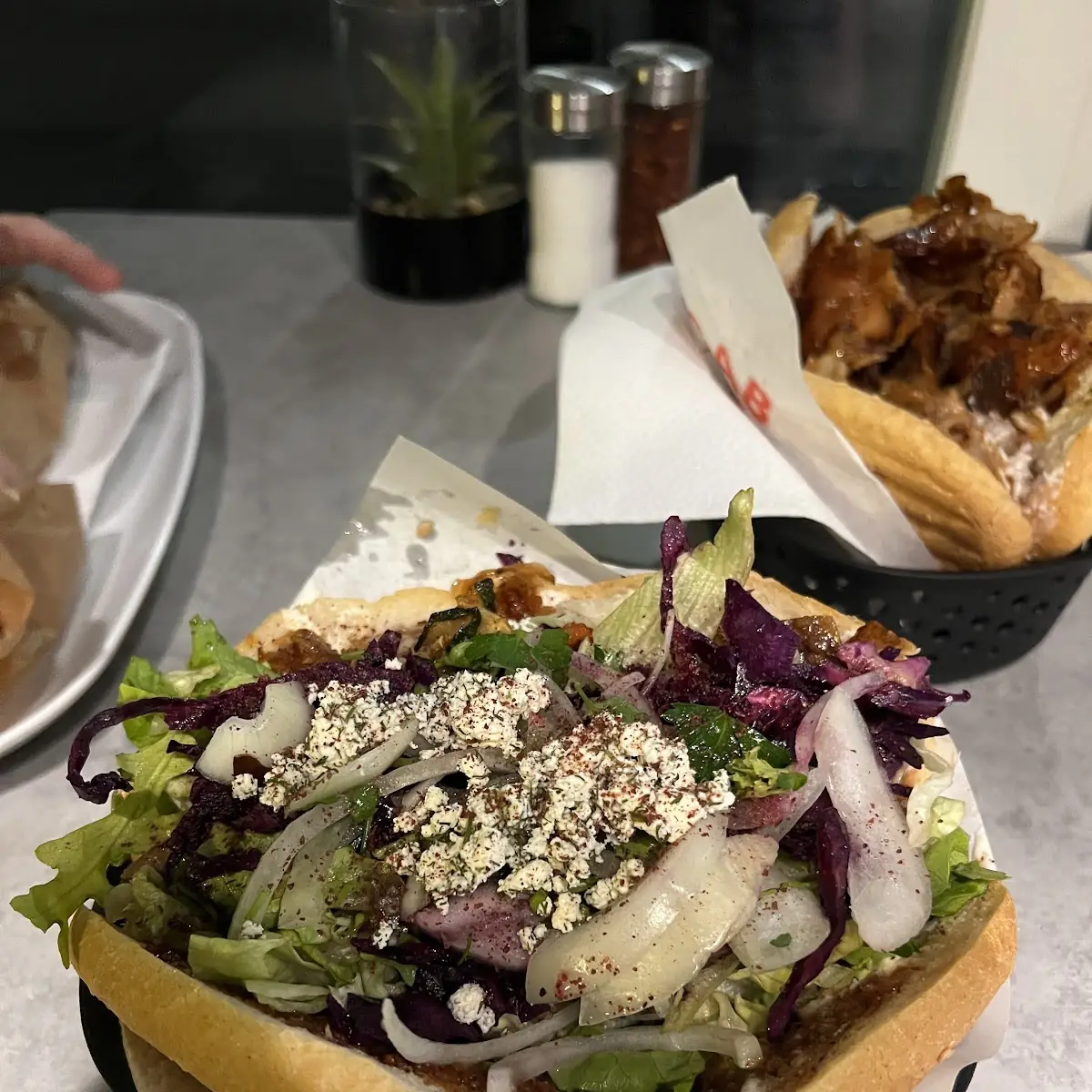 Kebab Hähnchen Im Hausgemachten Brot