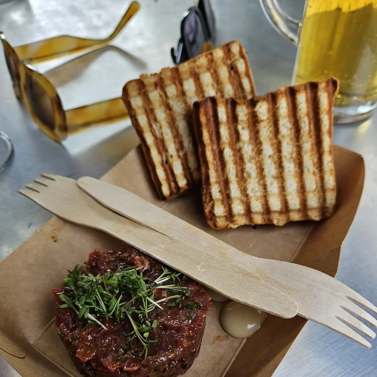 Beef Tartare I Dijonnaise Brioche