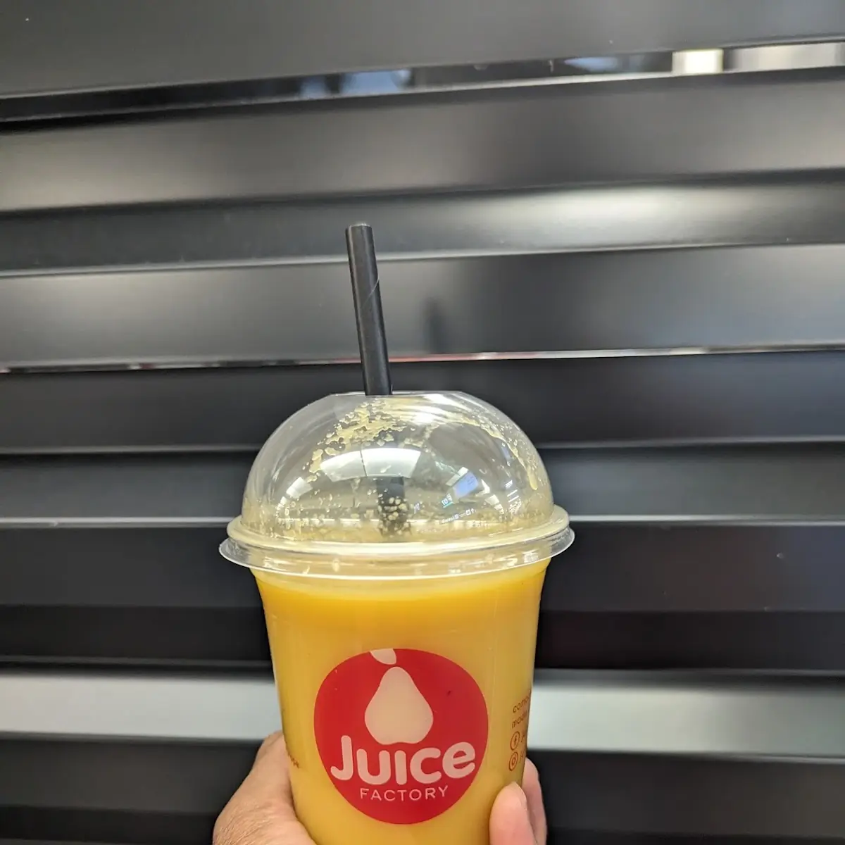 Mama Melon with Ginger Shot