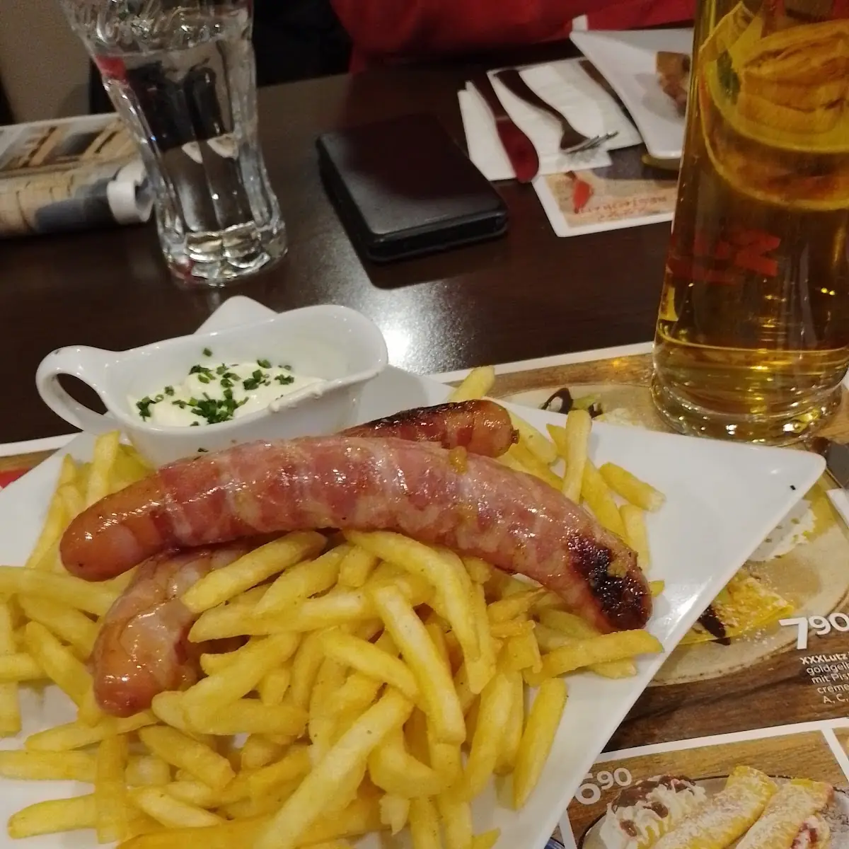 Berner Mit Pommes