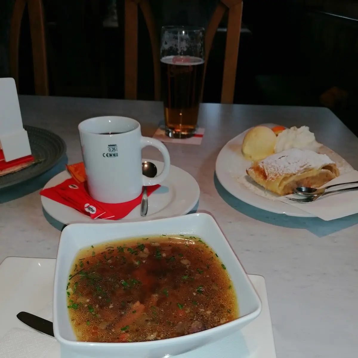 Suppe Von Der Gams