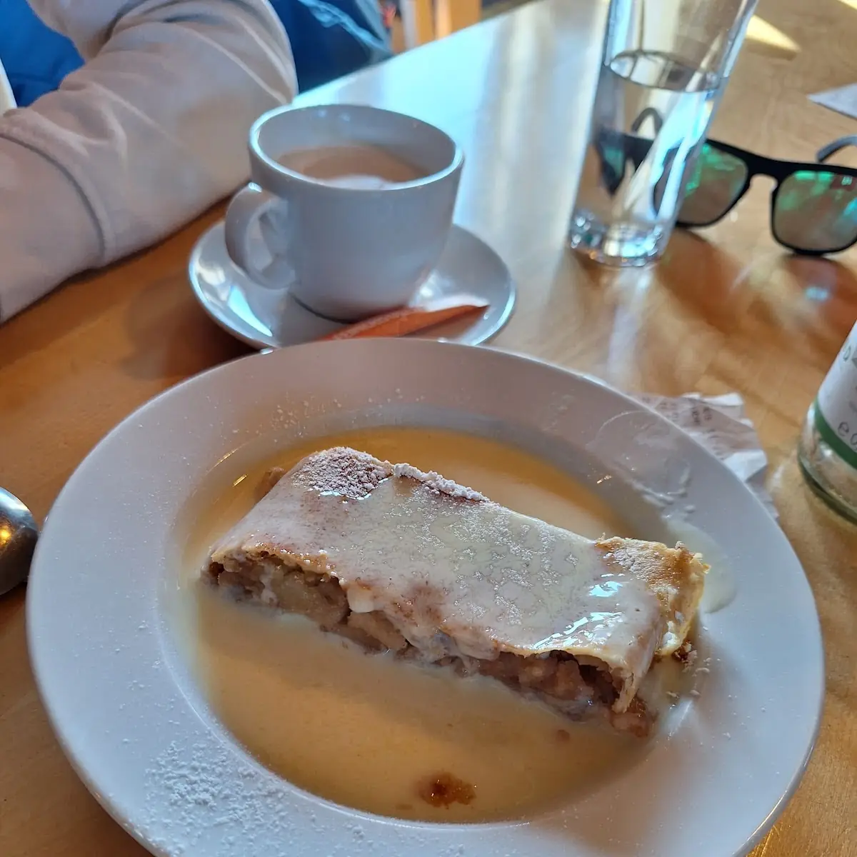 Apfelstrudel