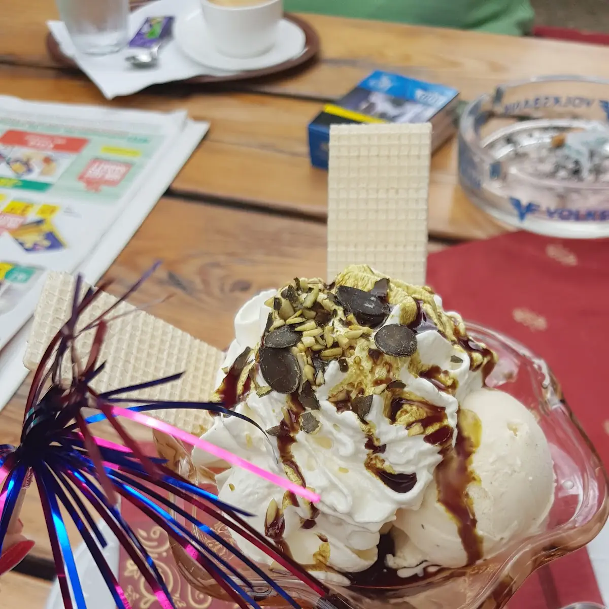 Kürbiskerneisbecher