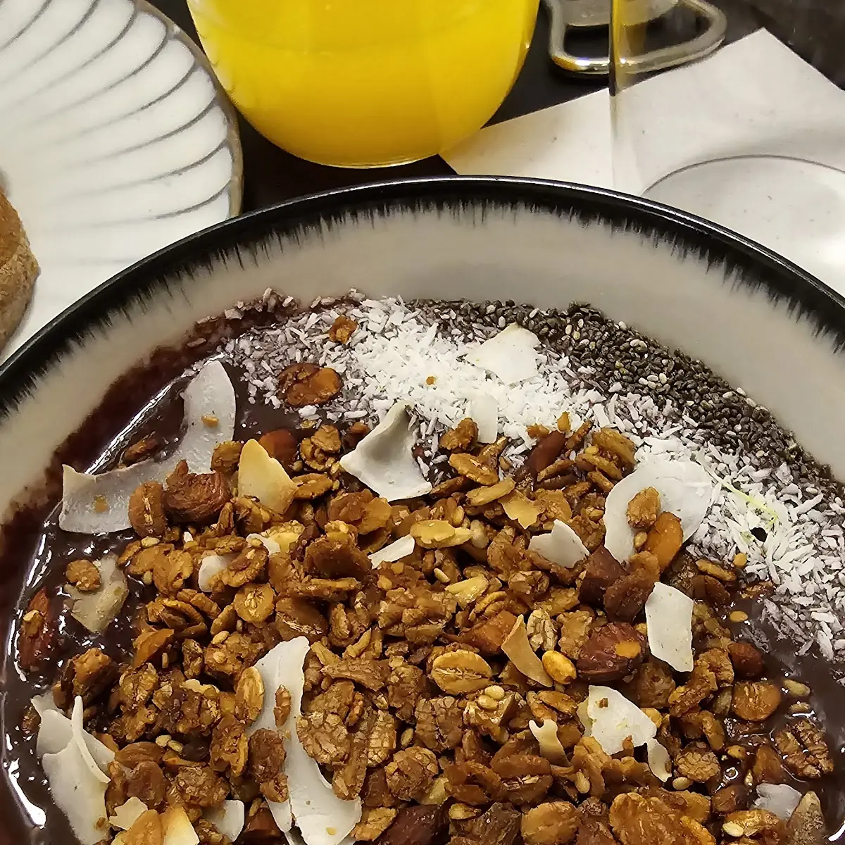 Homemade Granola G H N