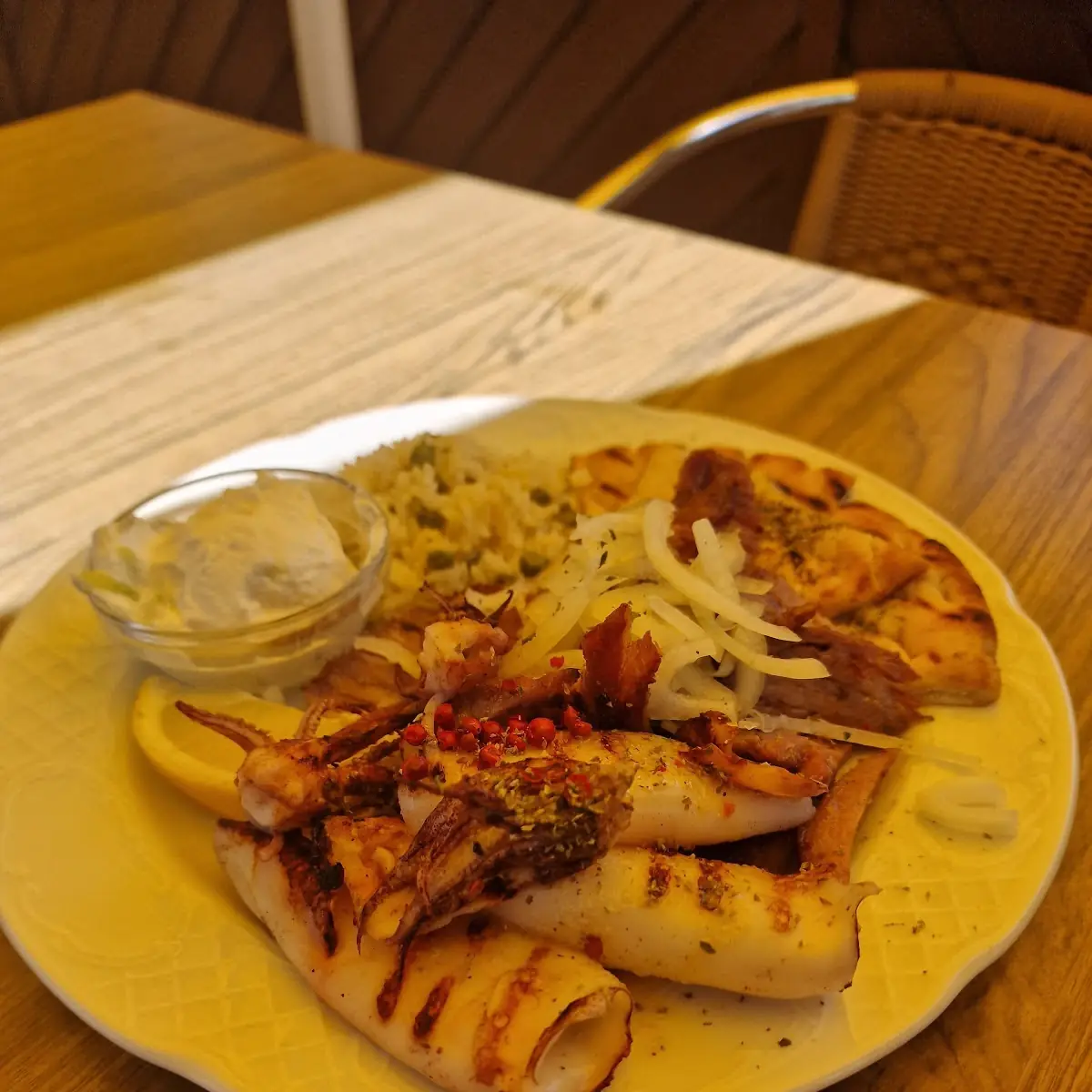 Gyros Mit Gegr Kalamari