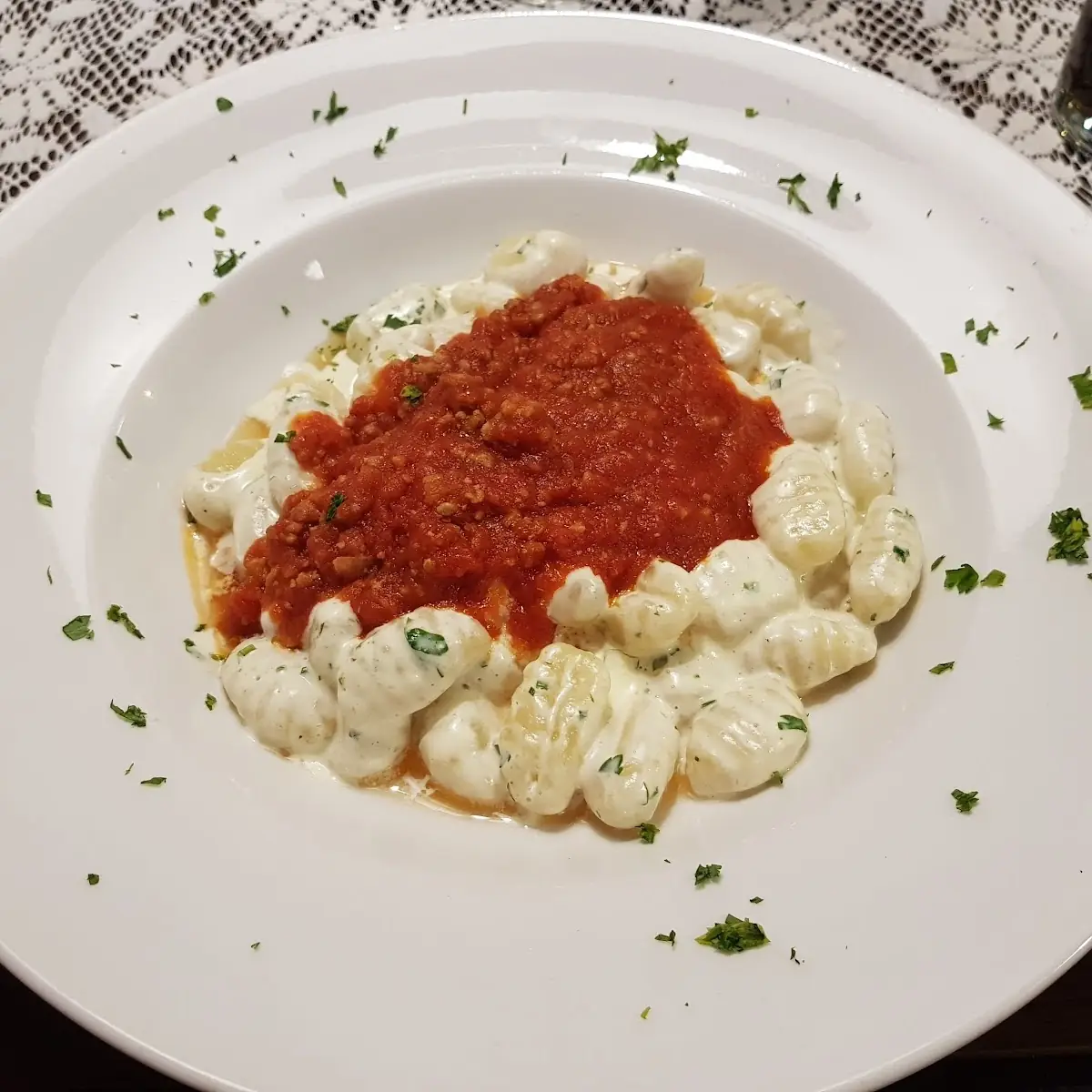 Gnocchi Bologna Und Sahnesauce