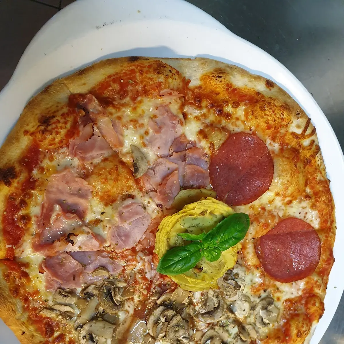 Pizza Quattro Staggioni