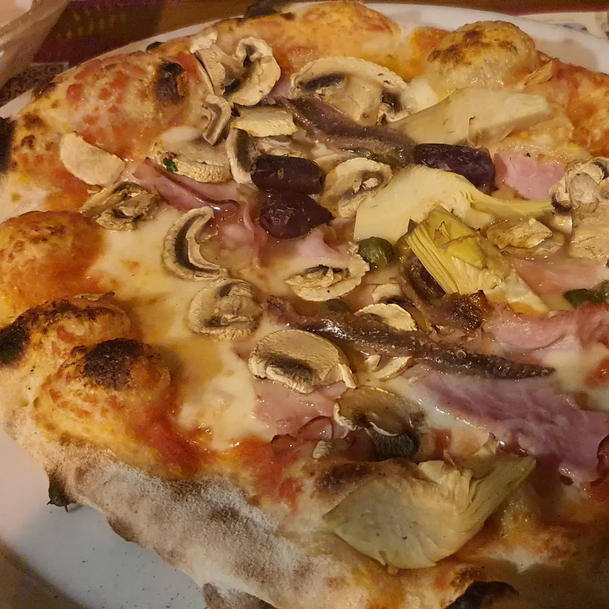 Pizza Capricciosa