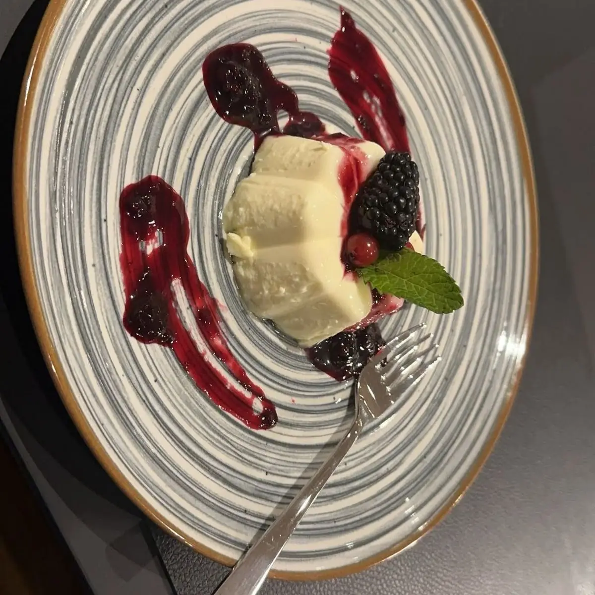 Panna Cotta Ai Frutti Di Bosco