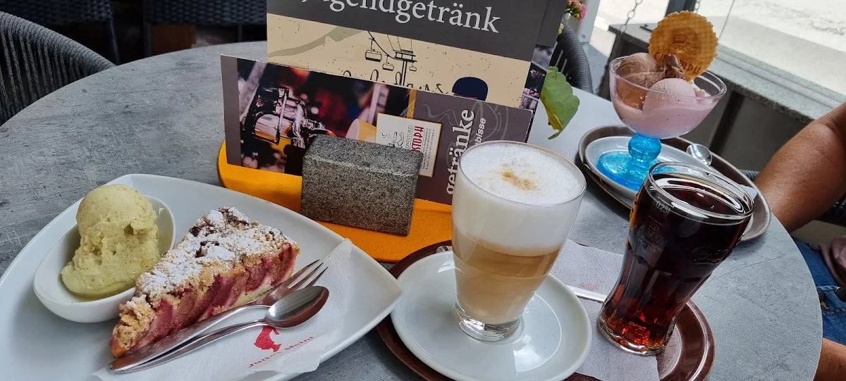 Zwetschgen Streusel Mit Abfelstrudeleis