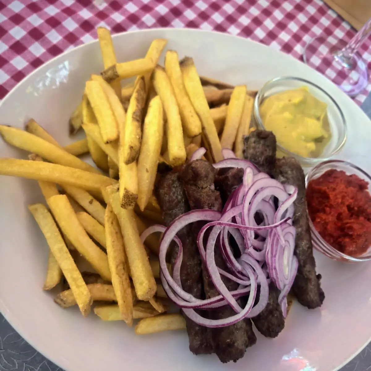 Cevapcici