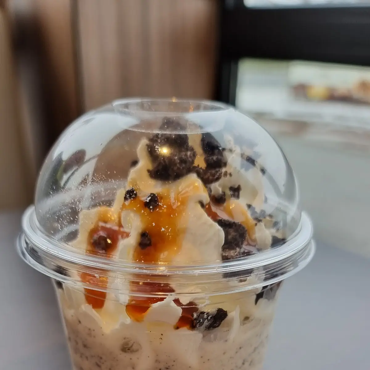 Caramel Oreo Shake