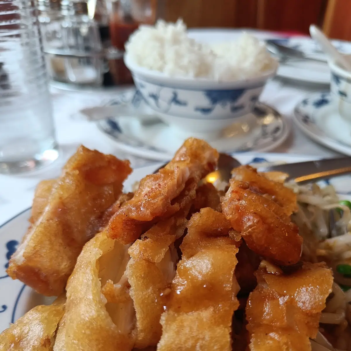 Knuspriges Huhn Mit Sojasprossen