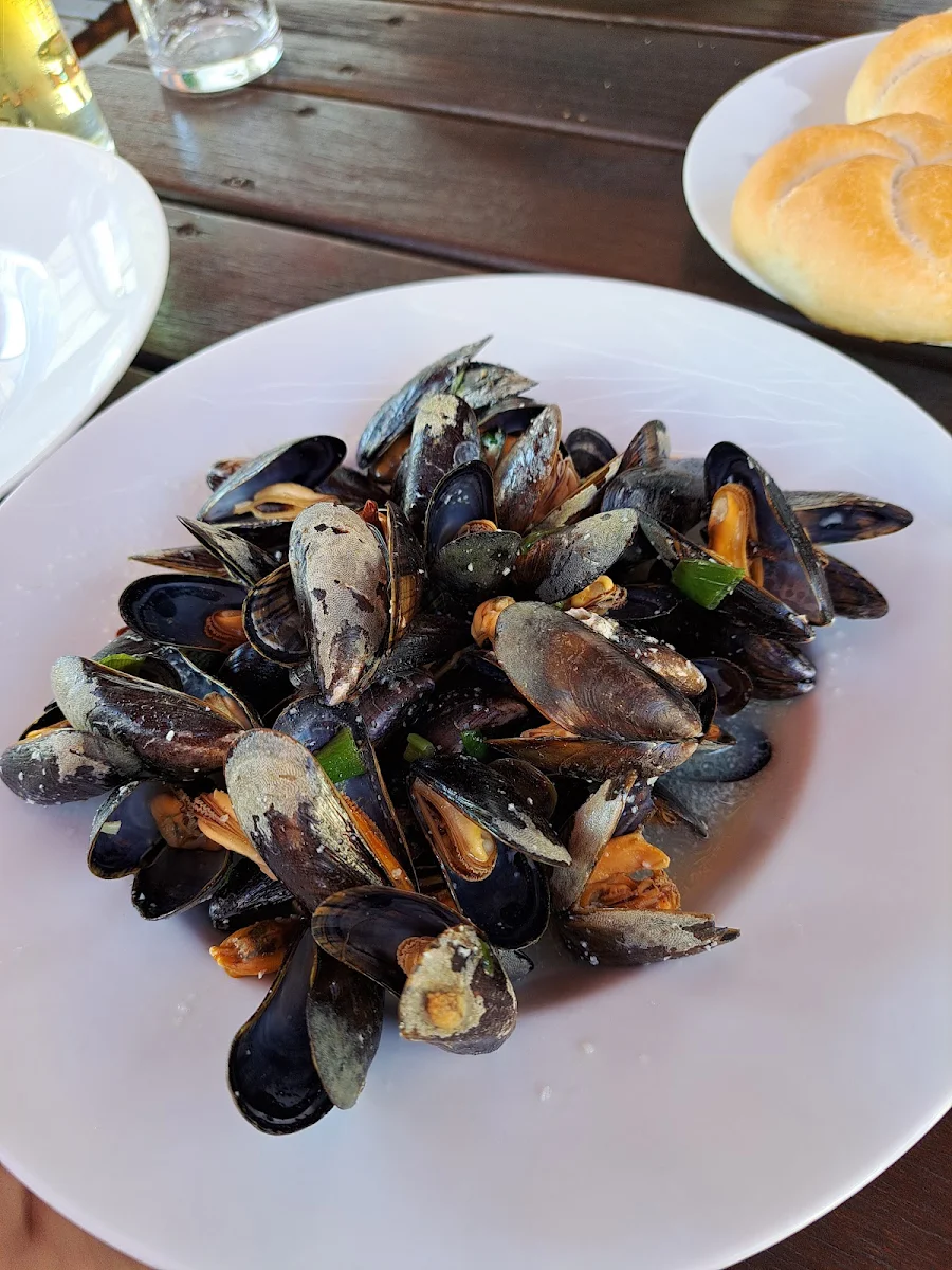 Miesmuscheln In Frühlingszwiebel Weiswein Sauce