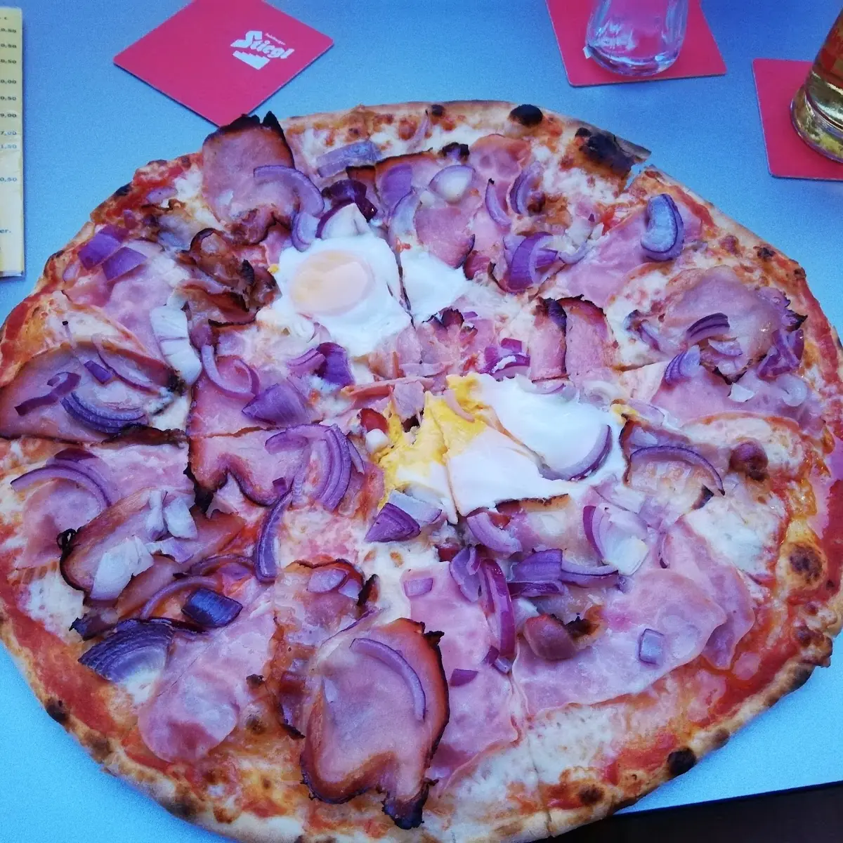 Pizza Tirolese