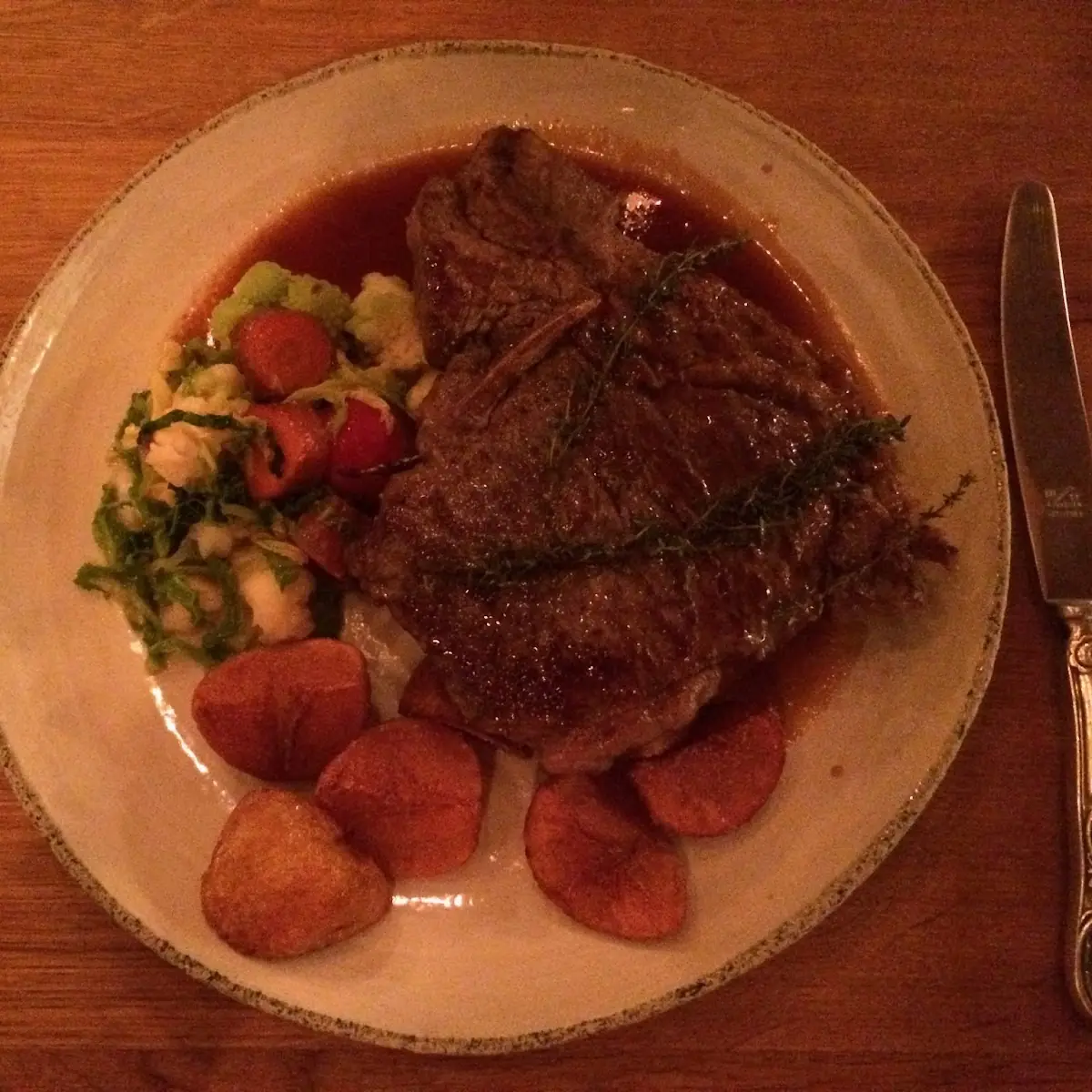 T-Bone Steak Mit Gemüse