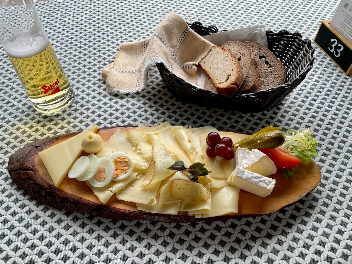 Käsebrot Mit Bergkäse