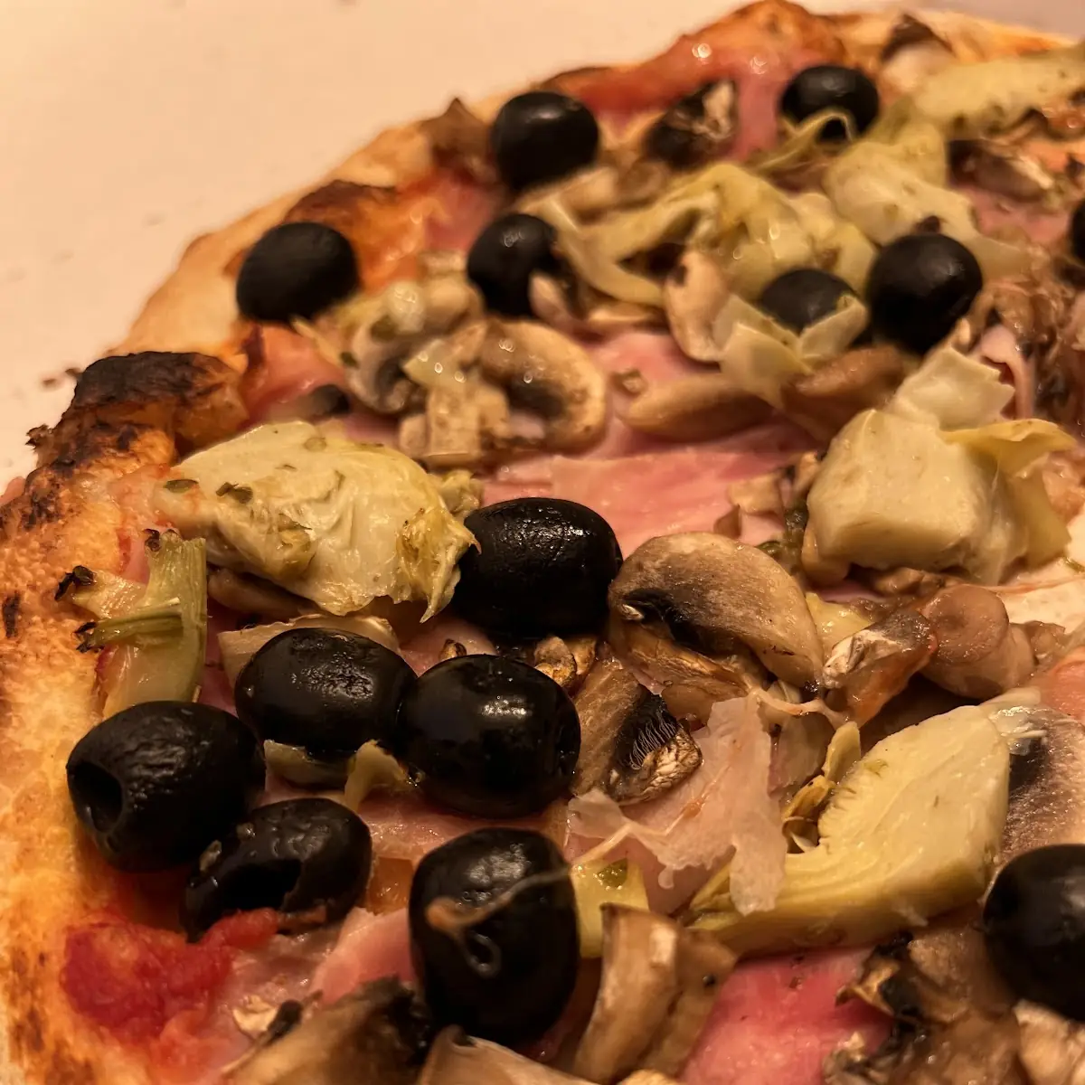 Pizza Capricciosa