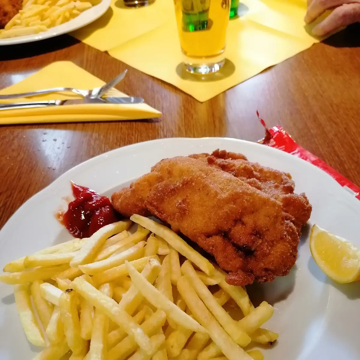Mit Pommes Und