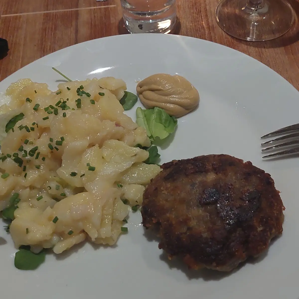Fleischlaberl Mit Kartoffelsalat