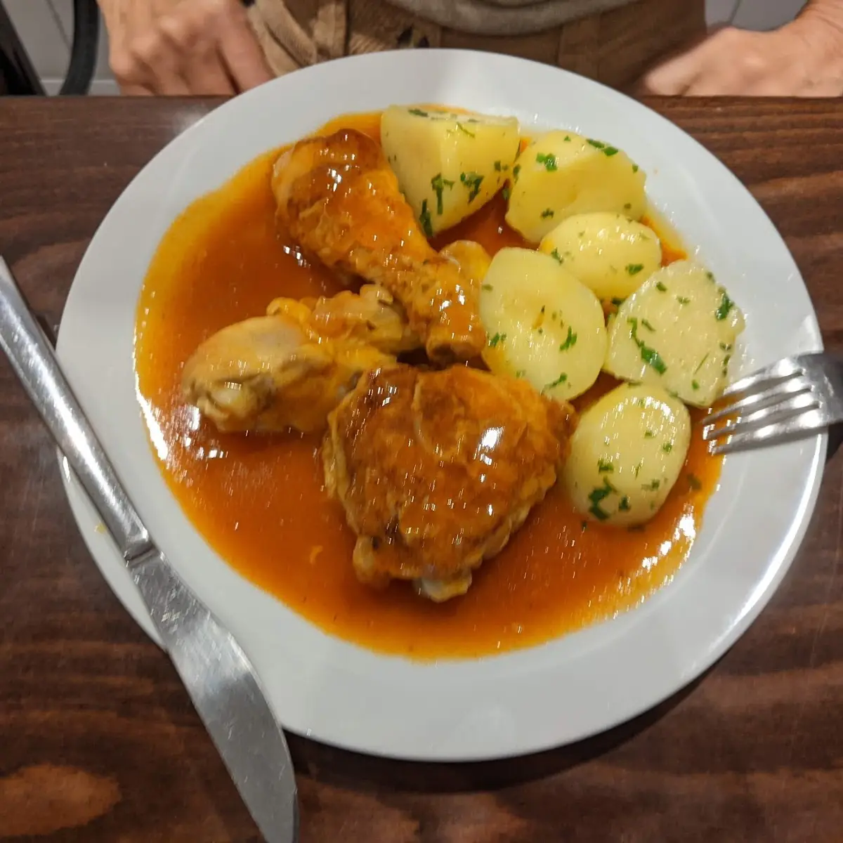 Fleischpflanzerl Mit Kartoffelsalat